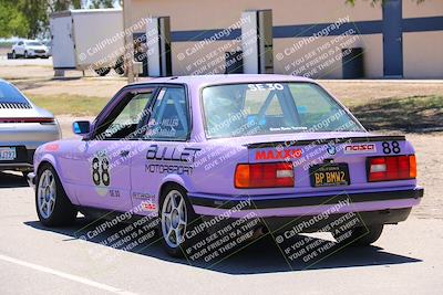 media/Jun-05-2022-CalClub SCCA (Sun) [[19e9bfb4bf]]/Around the Pits/